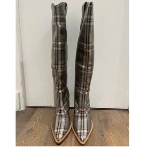 Fendi Plaid Heeled Boots - Gray and Brown